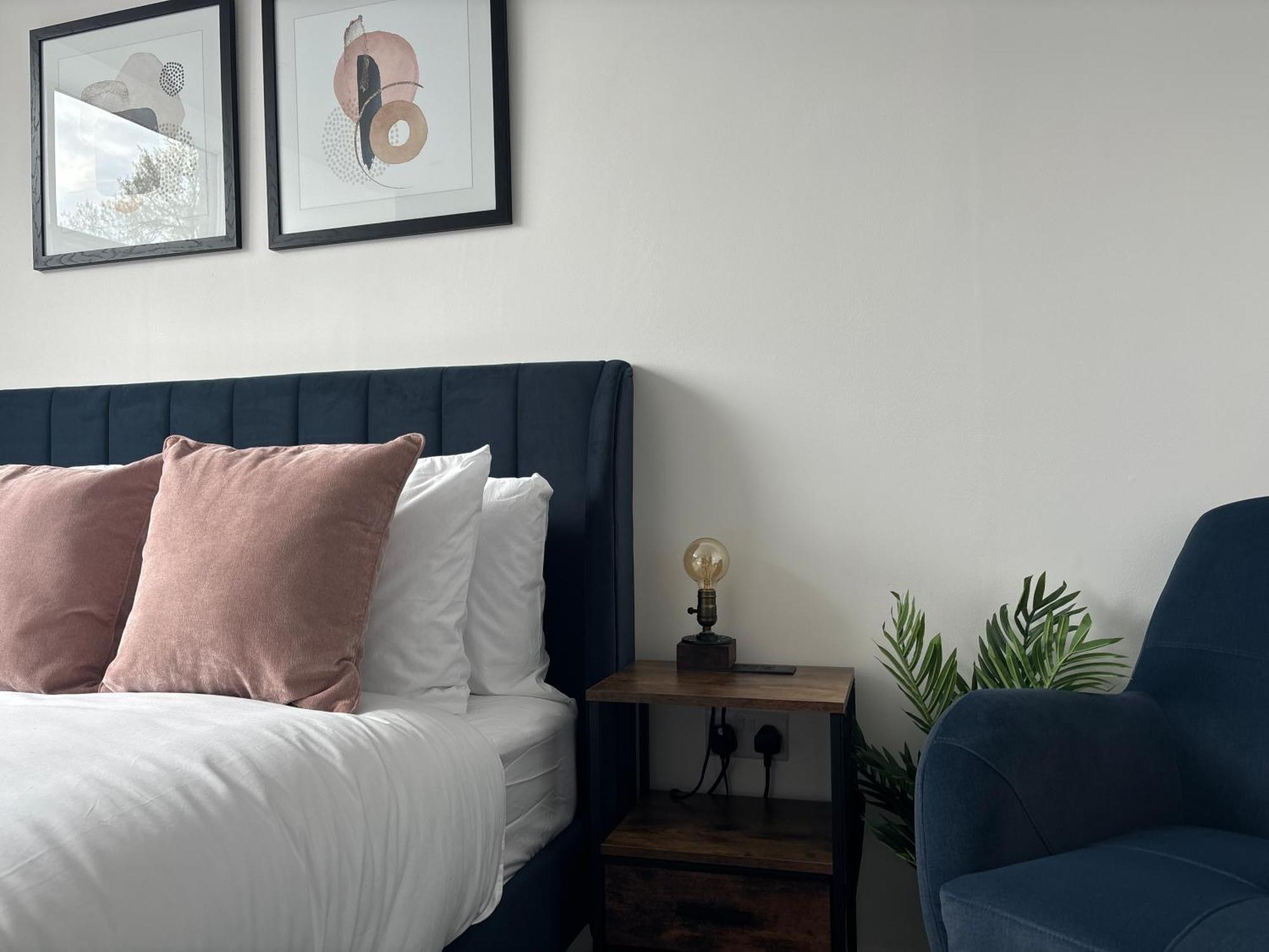 Manchester Apt, Free Parking, Business, Couples & Families Eksteriør bilde