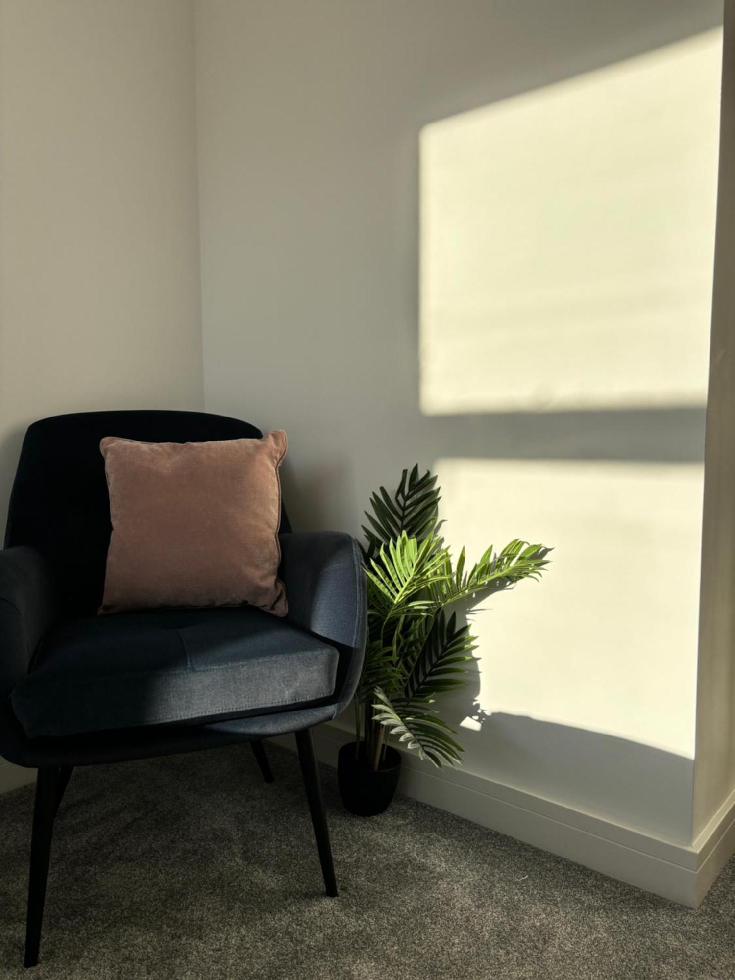 Manchester Apt, Free Parking, Business, Couples & Families Eksteriør bilde